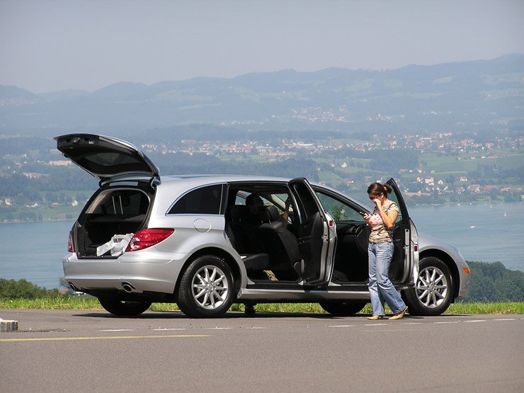 Vezettük: Mercedes R-osztály – Uram, teremtőm! 17