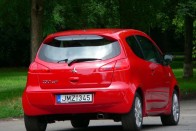 Teszt: Mitsubishi Colt CZT -Célozz, tűz! 85