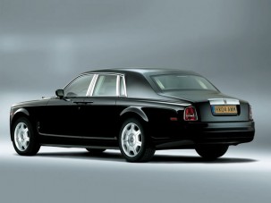 Rolls-Royce bukta Indiában