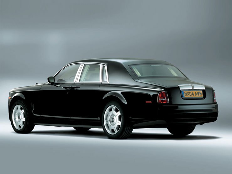 Rolls-Royce bukta Indiában