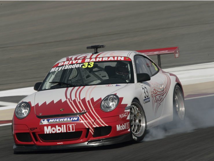 Palik tart a Porschétól