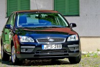 Teszt: Ford Focus 2.0 TDCi – Faros 40