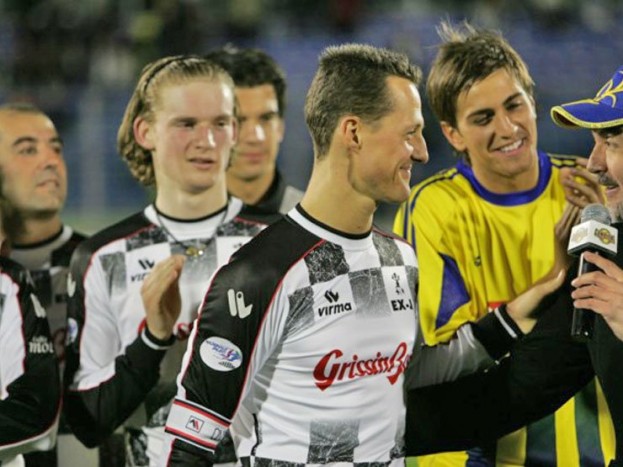 Schumacher a Puskás-stadionban focizik