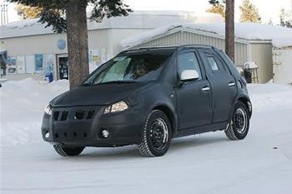 Háromféle motorral készülnek majd az autók. A benzinesek Suzuki, a dízelek Fiat motort kapnak