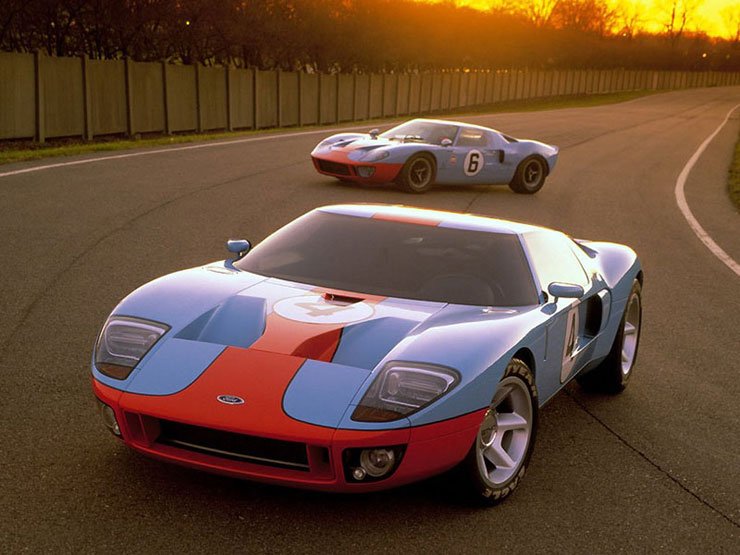 Régi fényében ragyog a Ford GT