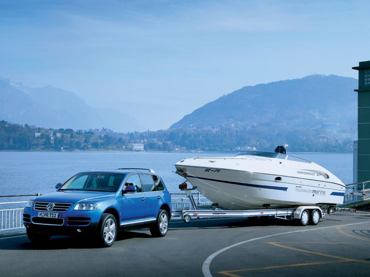 450 lóerőre nő a Phaeton és a Touareg teljesítménye a W12 hengeres motorral