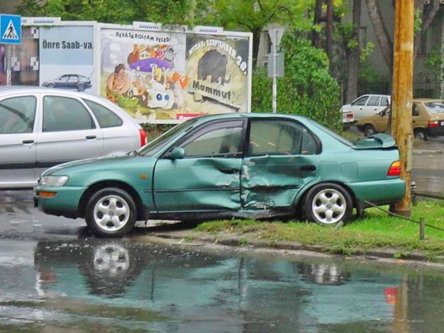 Több halott az utakon