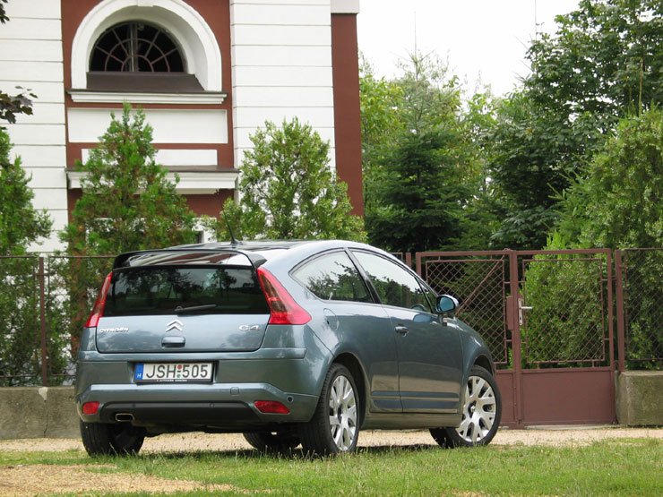 Teszt: Citroën C4 VTS – Szájbergyerek 9