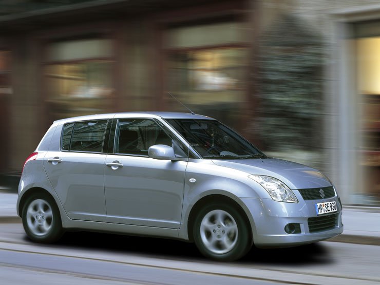 170 Nm a maximális nyomaték 2000-nél. A szabványos fogyasztás városban 5,7, lakott területen kívül 4,6 liter/100 km