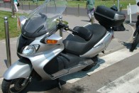 Minek nevezzelek? – Suzuki Burgman 650 14