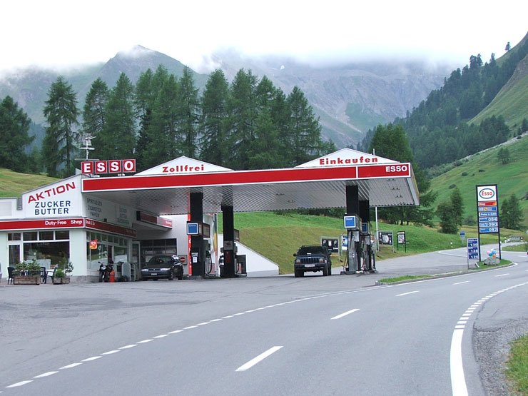 Benzin 205, gázolaj 200 forintért!