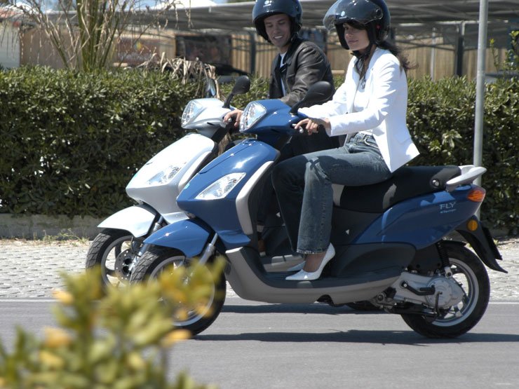 Az 50-es mocik használhatósága behatárolt, a nagyobbak pedig elég drágák