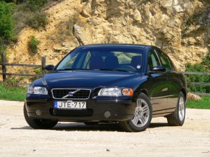 Teszt: Volvo S60 D5 Momentum - Dízeleszmény