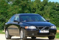 Teszt: Volvo S60 D5 Momentum – Dízeleszmény 57