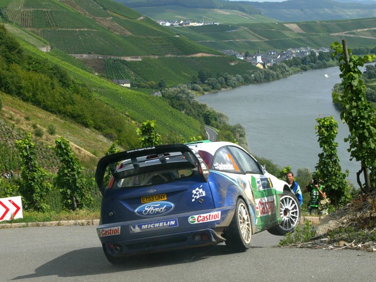 Immár 55 futam óta minden versenyen pontot szerzett a Ford csapat