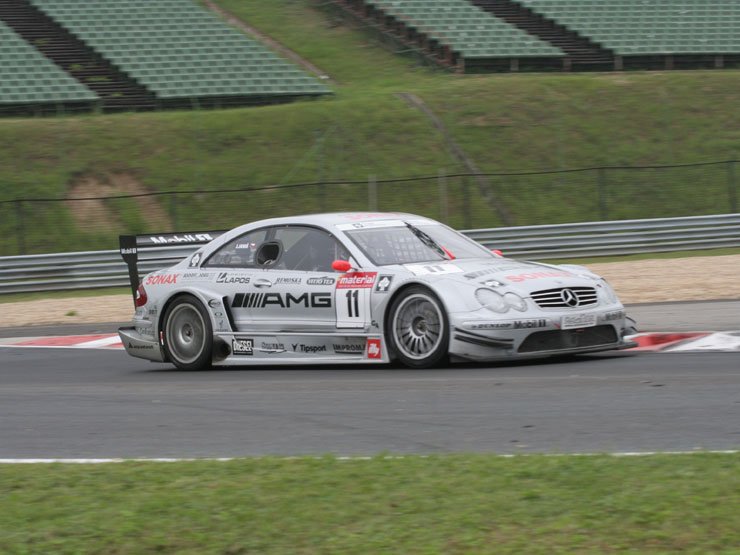 Nem volt ellenfelük a CLK DTM Mercedeseknek