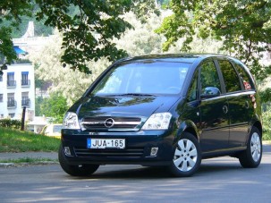 Teszt: Opel Meriva 1.3 CDTI Cosmo - Na most akkor miért is?
