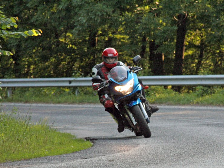 5311_51776_1000x700.jpg | Vezess | Vezess Mindenből egy picit. Sportos, kényelmes... A Bandit ideális lehet a hétköznapokra