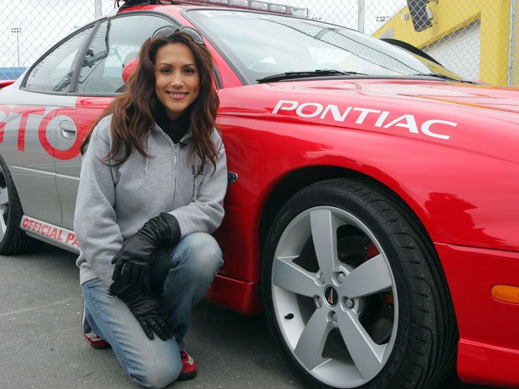 Piros lap a sportautóknak