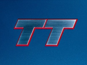 Mélyrepülésben az Audi TT