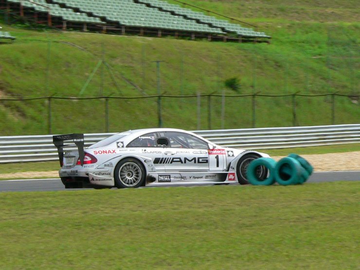 Móczár mégsem DTM Mercedessel versenyez