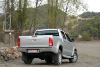 Vezettük: Toyota Hilux – Corolla Verso 2.2 D4-D 41