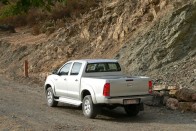 Vezettük: Toyota Hilux – Corolla Verso 2.2 D4-D 46