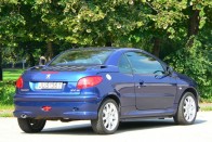 Teszt: Peugeot 206 CC 1.6 HDi – Költségkímélő kabrió 56