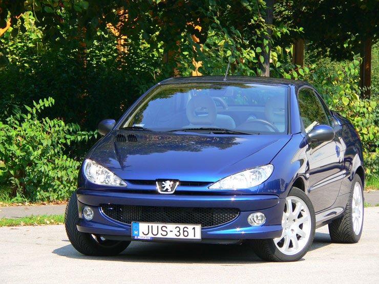 Teszt: Peugeot 206 CC 1.6 HDi – Költségkímélő kabrió 49