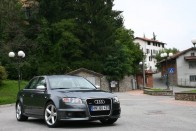 Vezettük: Audi RS4 47