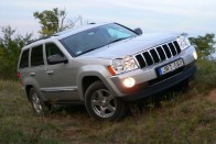 Teszt: Jeep Grand Cherokee 4,7 V8 Limited – Itt van Amerika 70