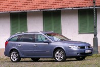 Teszt: Renault Laguna Grandtour 2.0T aut – Se hús, se hal 37