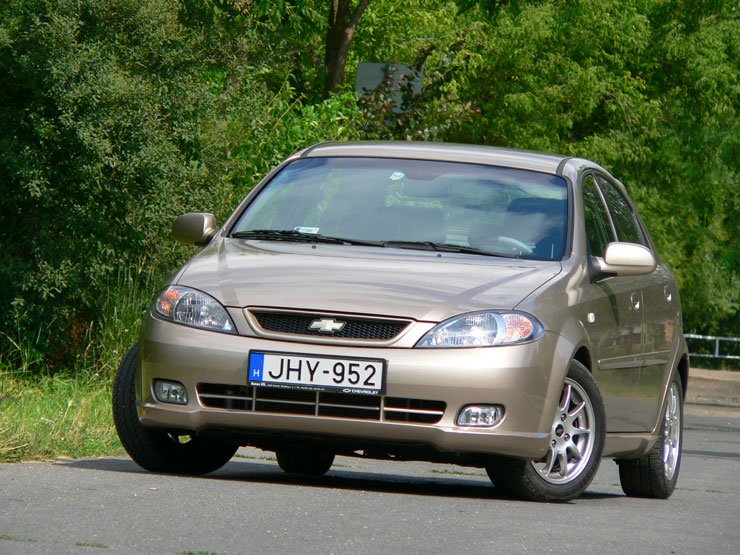 Teszt: Chevrolet Lacetti Sport – Fehér holló 8