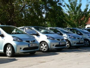 Toyota kisautó konfekció áron