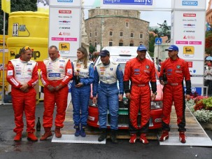 Turi nyert, de sokan örülnek