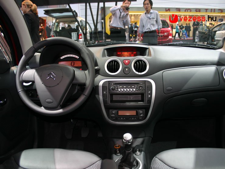 5080_49132_1000x700.jpg | Vezess | Vezess Barátságosabbra szabták a C3 utasterét, a modellfrissítés a C2-t is érinti