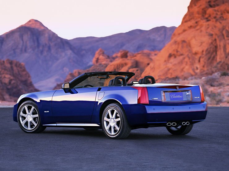 MInden Cadillac elektronikát belepréseltek az XLR-be