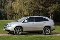 Teszt: Lexus RX400h – Újfajta élvezet 32