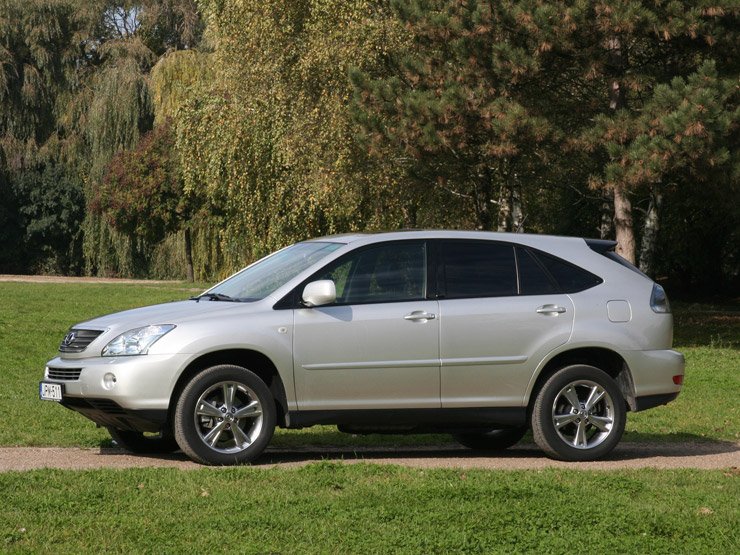 Teszt: Lexus RX400h – Újfajta élvezet 13