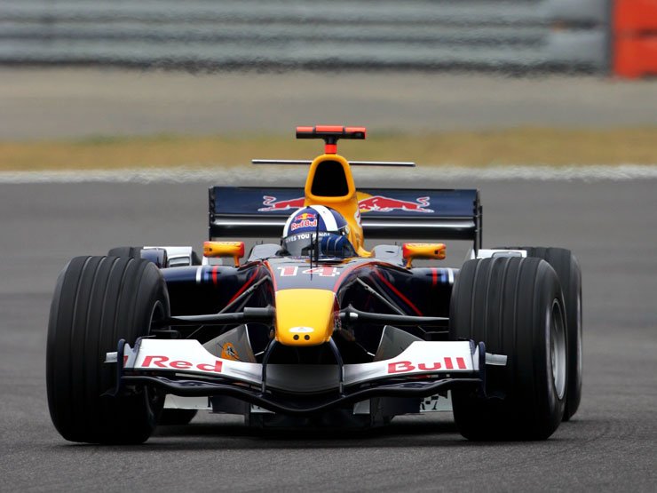 Renault siker Kínában – Alonsoé a pole 14