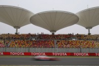 Renault siker Kínában – Alonsoé a pole 52