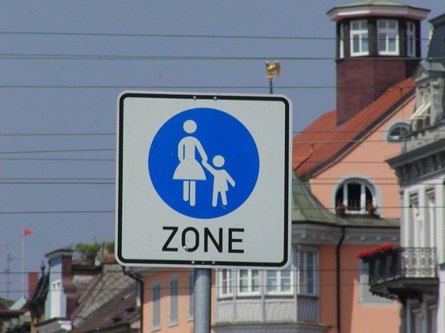 Megbüntették, mert lassú a zebrán
