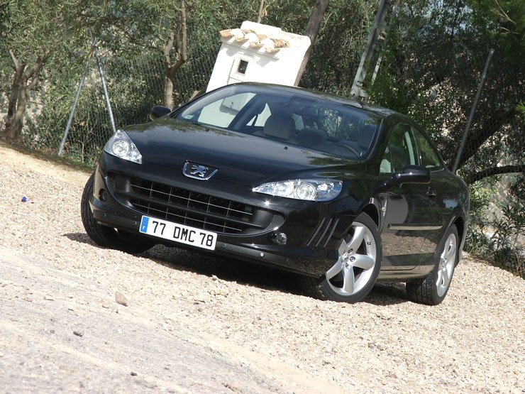 Vezettük: Peugeot 407 Coupé – Nehézbombázó 11