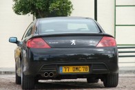 Vezettük: Peugeot 407 Coupé – Nehézbombázó 33