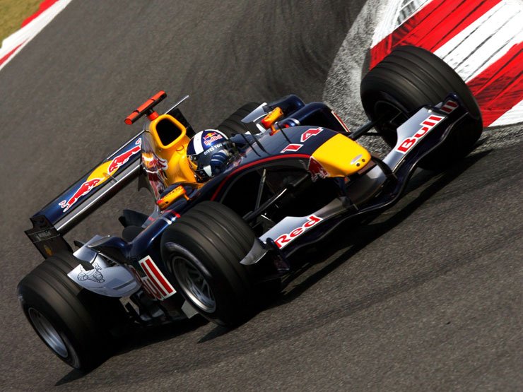 Alonso nyert, a Renaulté a bajnoki cím is 12