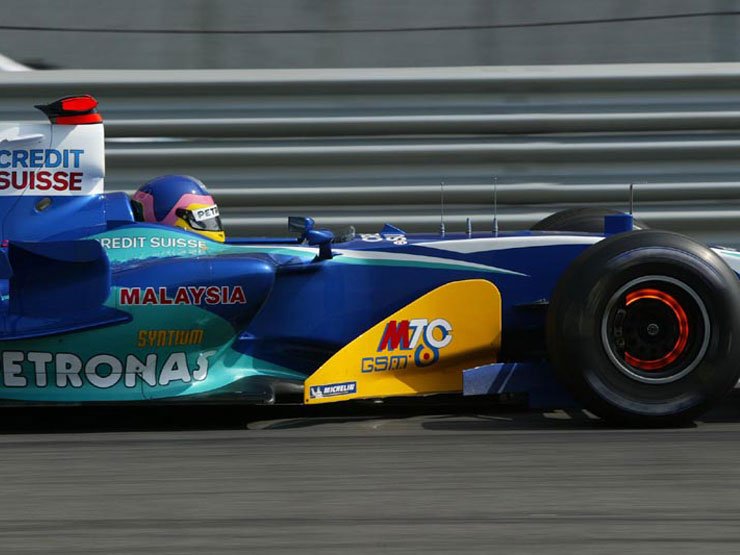 Alonso nyert, a Renaulté a bajnoki cím is 25