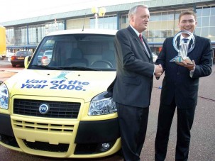 A Dobló lett az év furgonja