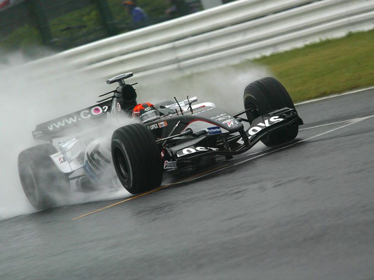 Esőben Schumacher volt a legjobb 9