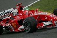Esőben Schumacher volt a legjobb 65