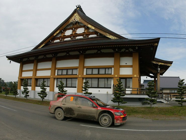 Jól mentek a Mitsubishik is, de a műszaki hibák miatt csak Rovanperä szerzett pontot